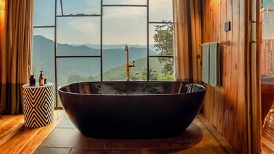 Asilia-Africa_Erebero-Hills_Bath-Tub-Views.jpg