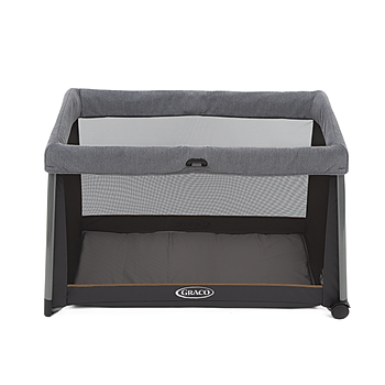 Graco's new FoldLite Travel Cot pictured front on