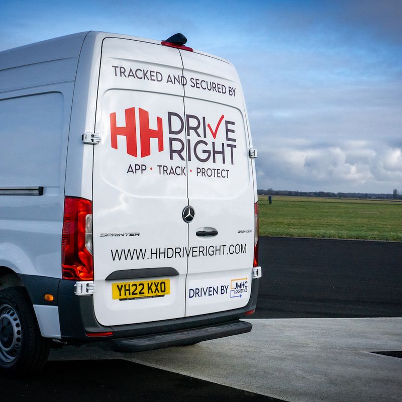 HH Driveright vehicle  transporting aid to Ukraine
