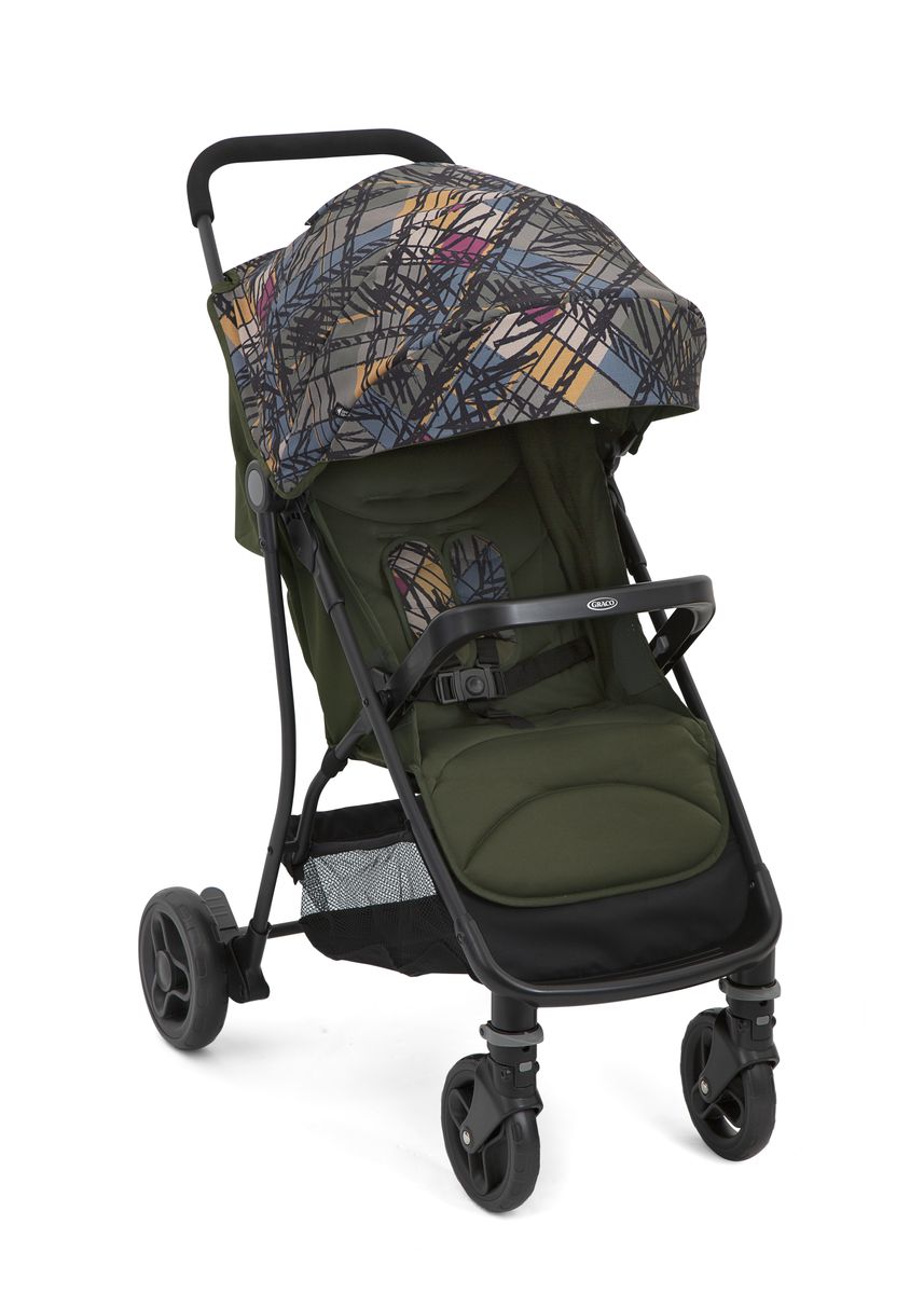 Graco's Breaze Lite 2 in the new Couture Fern fabric