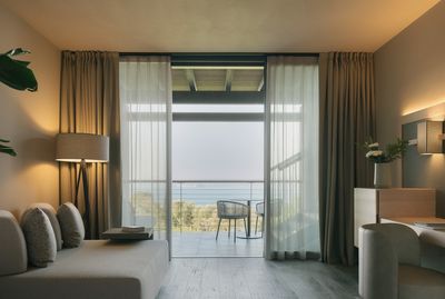 Tobias_Kaser_web_sky_suite_3.jpg