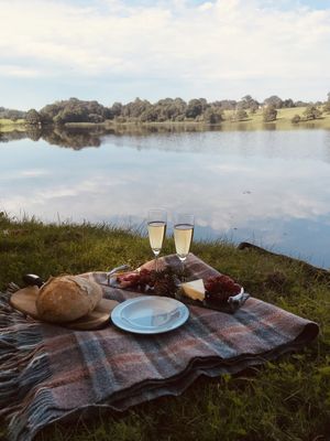 Picnic At The Mere