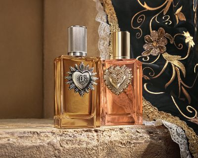 DG_FF25_CP_COUPLE_DEVOTION_FOR_MAN_PARFUM_100ML_8054754403138_JPG_5_4_300DPI_CMYK.jpg