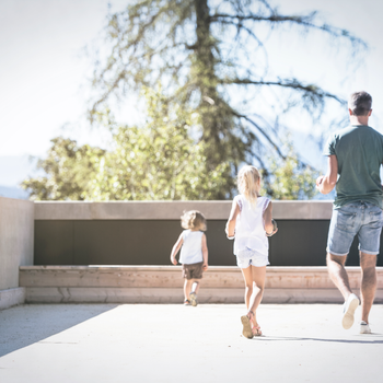 Familie beim Boccia 2© Hannes Niederkofler_HQ-6722.jpg