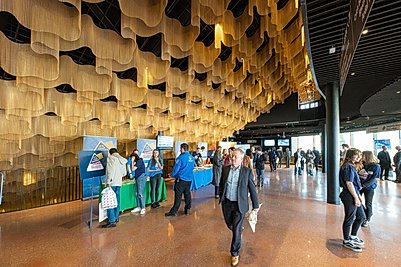 conf foyer.jpg