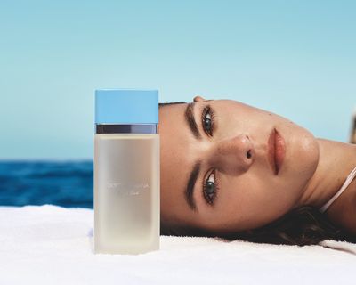 DG_FF25_LB_EC_TALENT_W_PRODUCT_2_NEW_LB_EDT_100ML_8057971188192_JPG_5_4_300DPI_CMYK.jpg