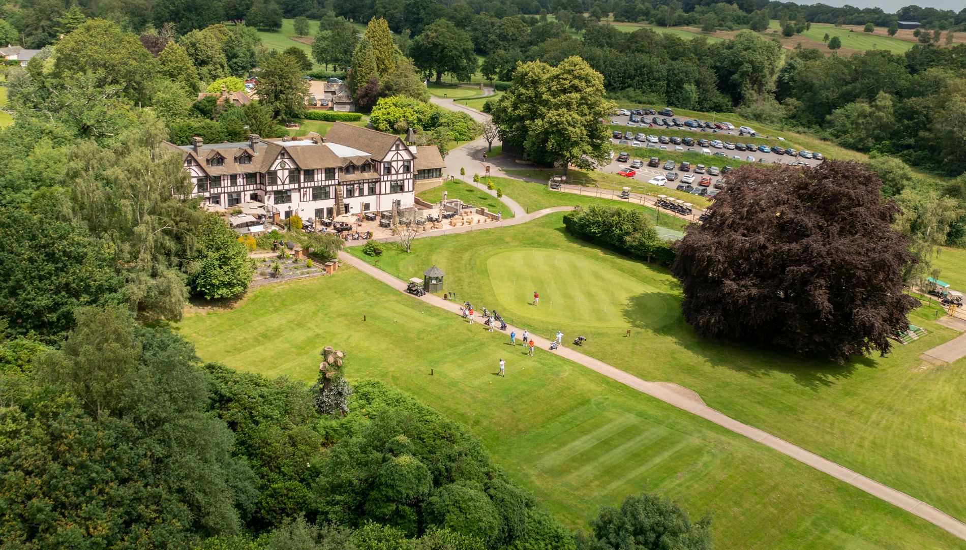 Mannings Heath Golf 2.jpg