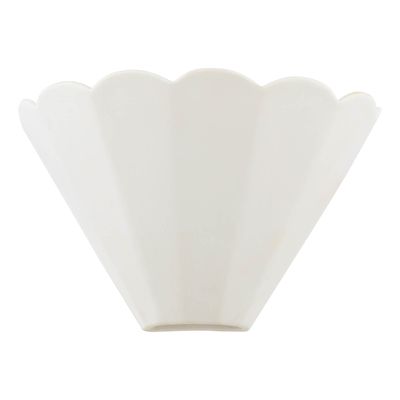 Scallop Wall Light in White Ceramic