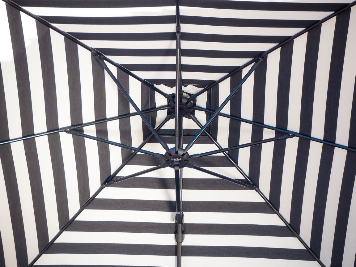 Eclipse Cantilever Parasol