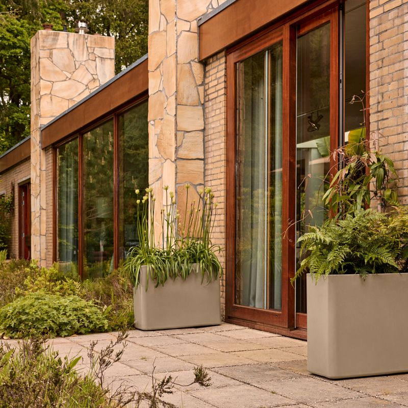 June brick divider
