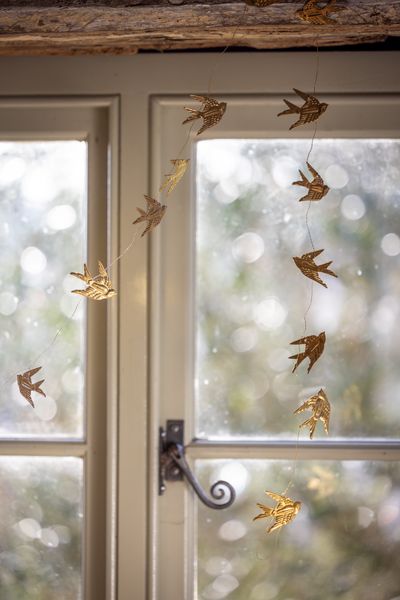 Gold bird garland 2.jpg