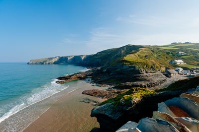 The Yellow Cottage - Perfect Stays - 1.jpg
