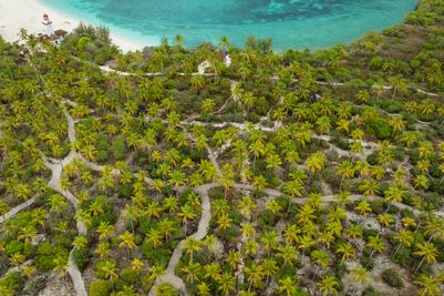 Fanjove Island II.jpg