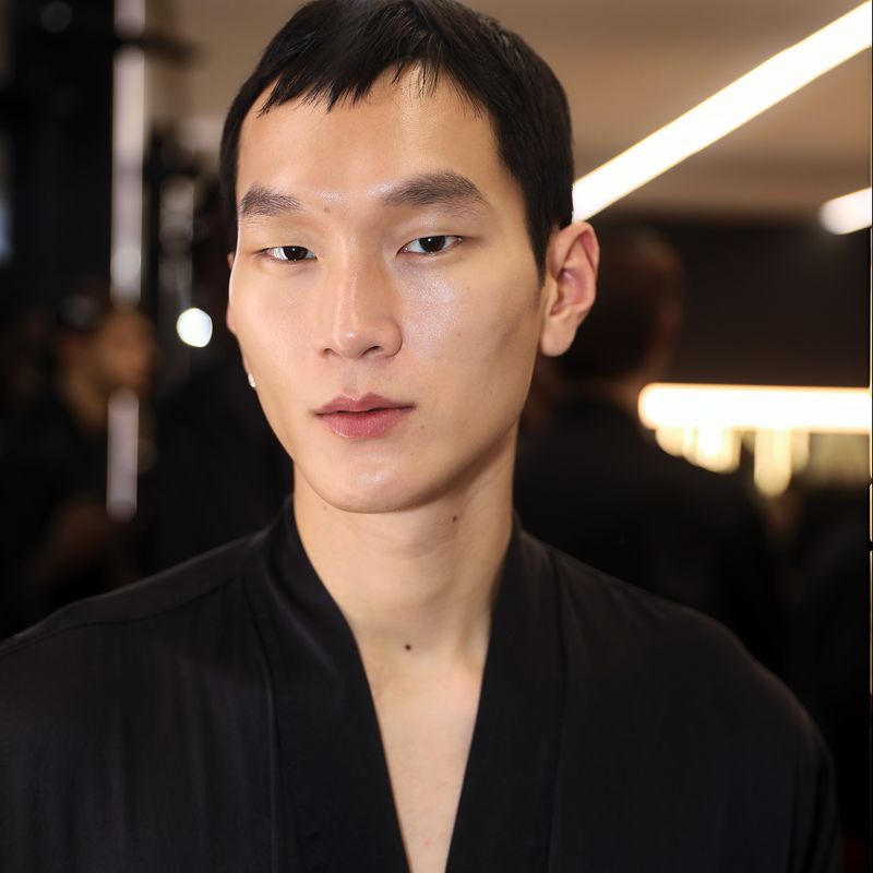 MEN’S FALL/WINTER 2025 BEAUTY LOOKS: PAPARAZZI.