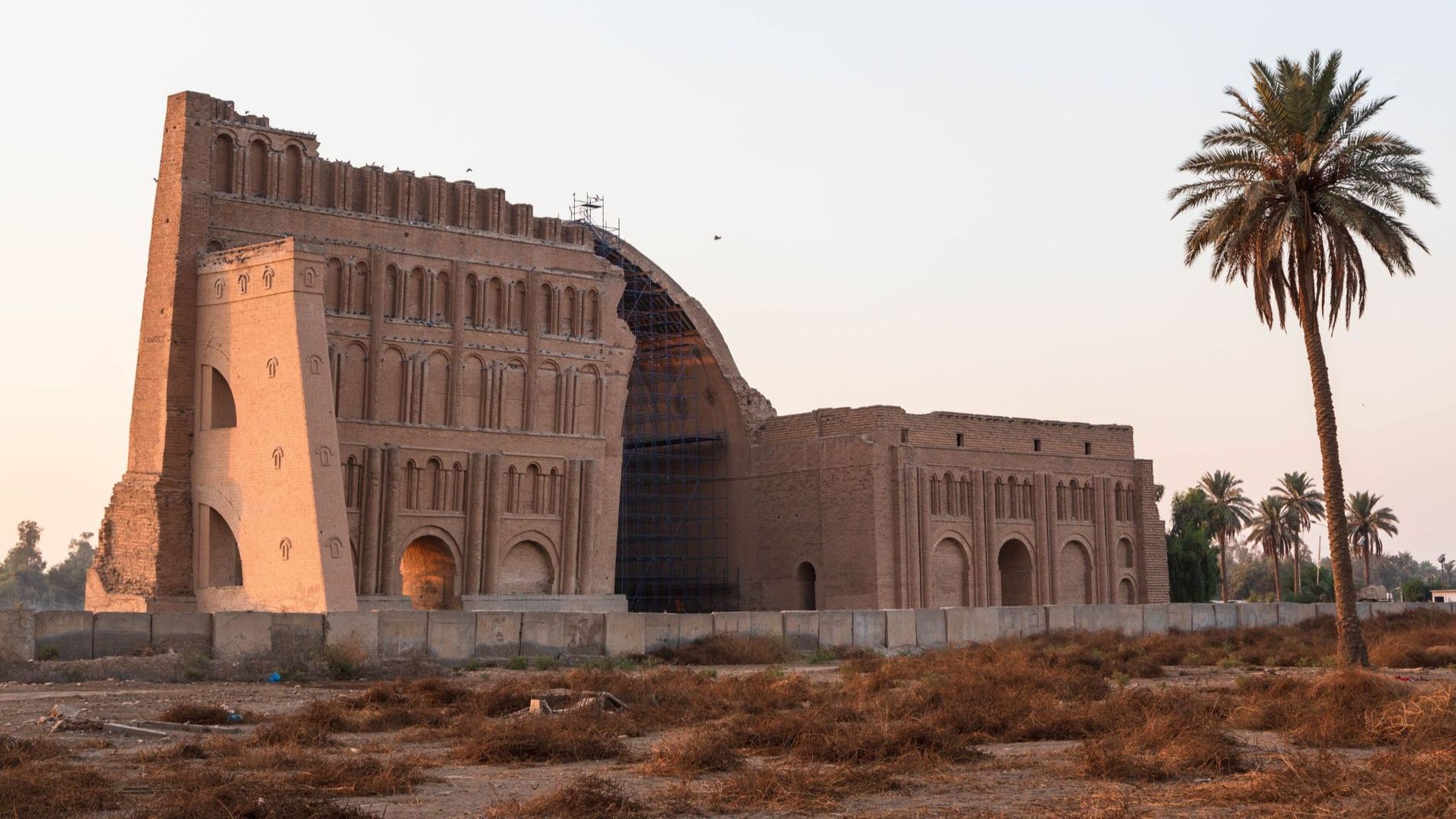 ctesiphon-ancient-city-iraq.jpg