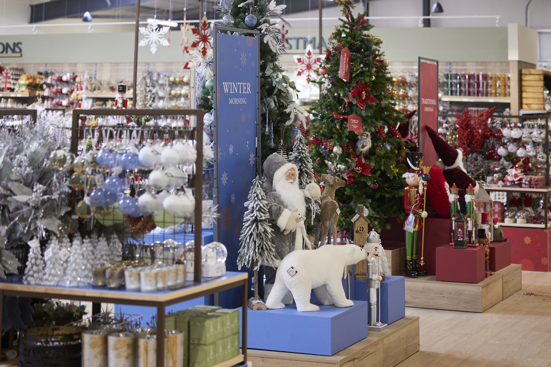 Hillier Garden Centres and Nurseries at Christmas