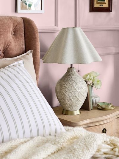 Mr Jones Table Lamp in Cream Ceramic