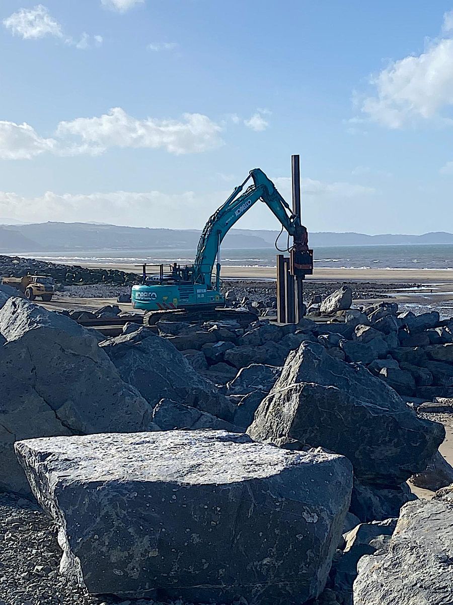 Sheet Piling (UK) Limited working on a coastal erosion project at Kinmel Bay, North Wales