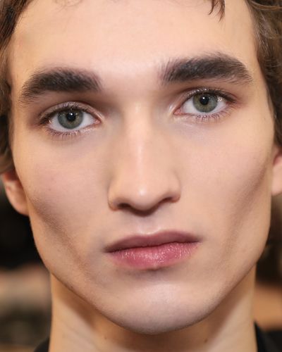  MEN’S FALL/WINTER 2025 BEAUTY LOOKS: PAPARAZZI.