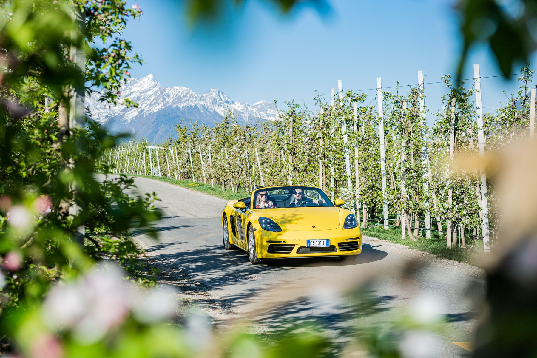 00_MAIN_Porsche Cabriolet.jpg