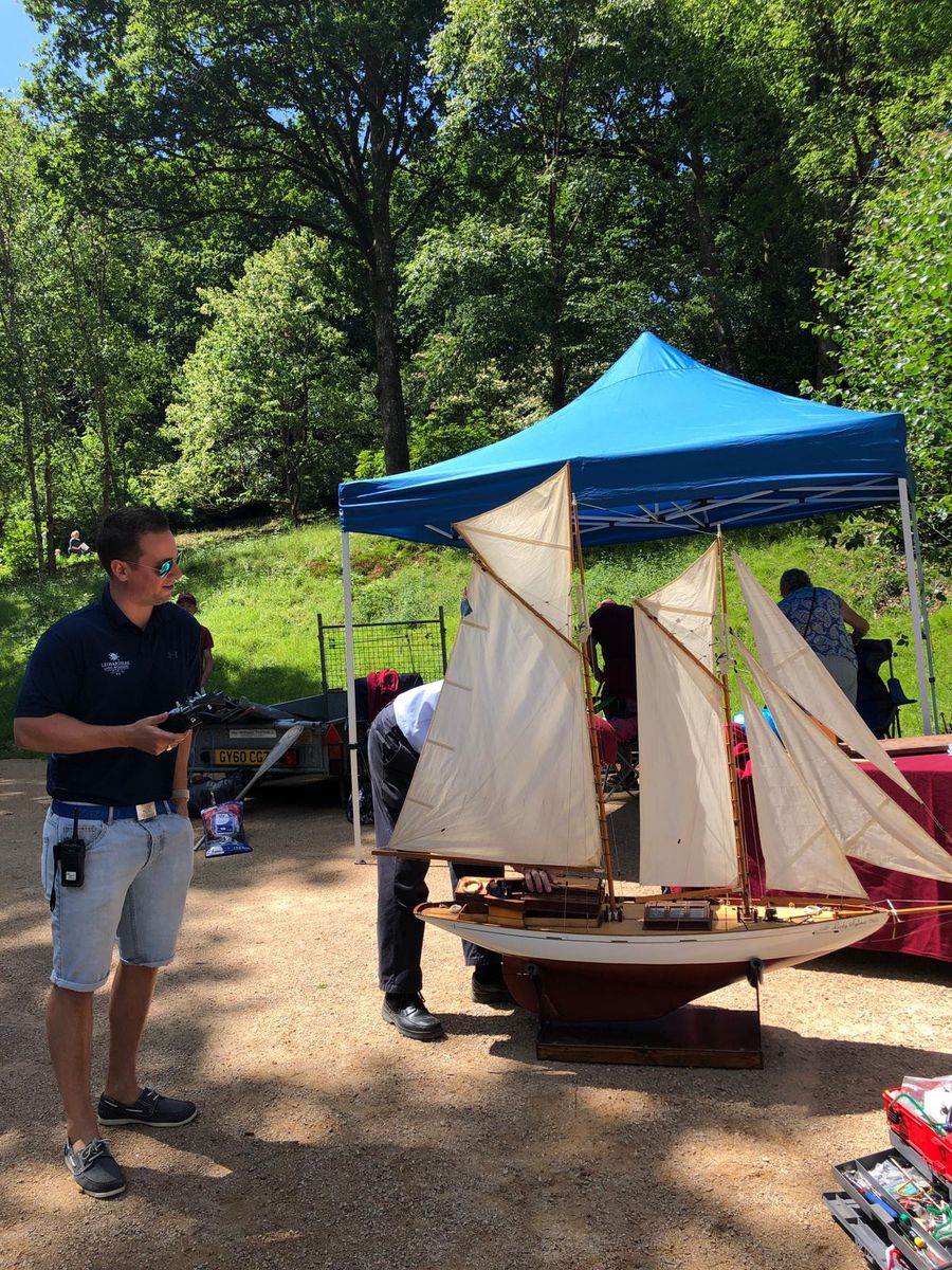 Schooner boats Leonardslee and Adam Streeter General Manager.jpeg