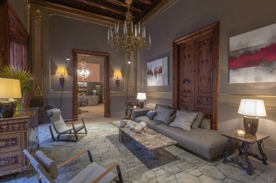 Salón Dorado 2 .jpg