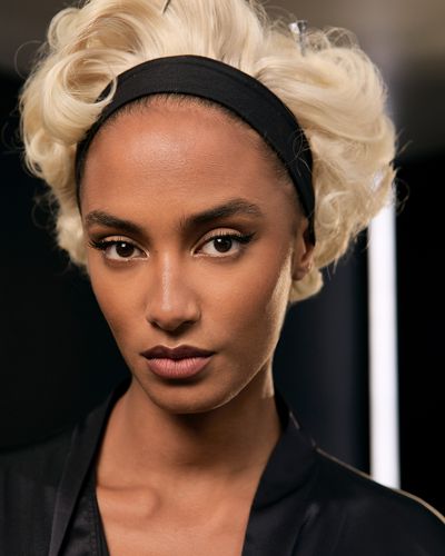 FS_WOMAN_SS25_BEAUTY_BTS_SHOTS_FINAL_LOOK_SHOT_SASHA_IMG_8846_4_5.jpg