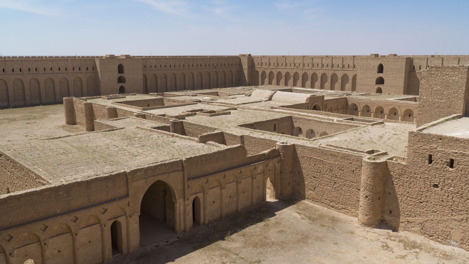 al-ukhaidir-fortress-iraq.jpg