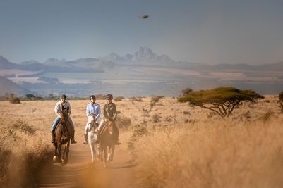 HorseRiding_039_PrvtWilderness_TCunniffe_HR.jpg