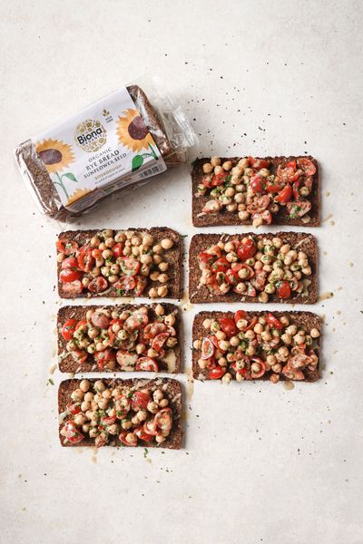 Sunflower seed rye bread with chickpeas