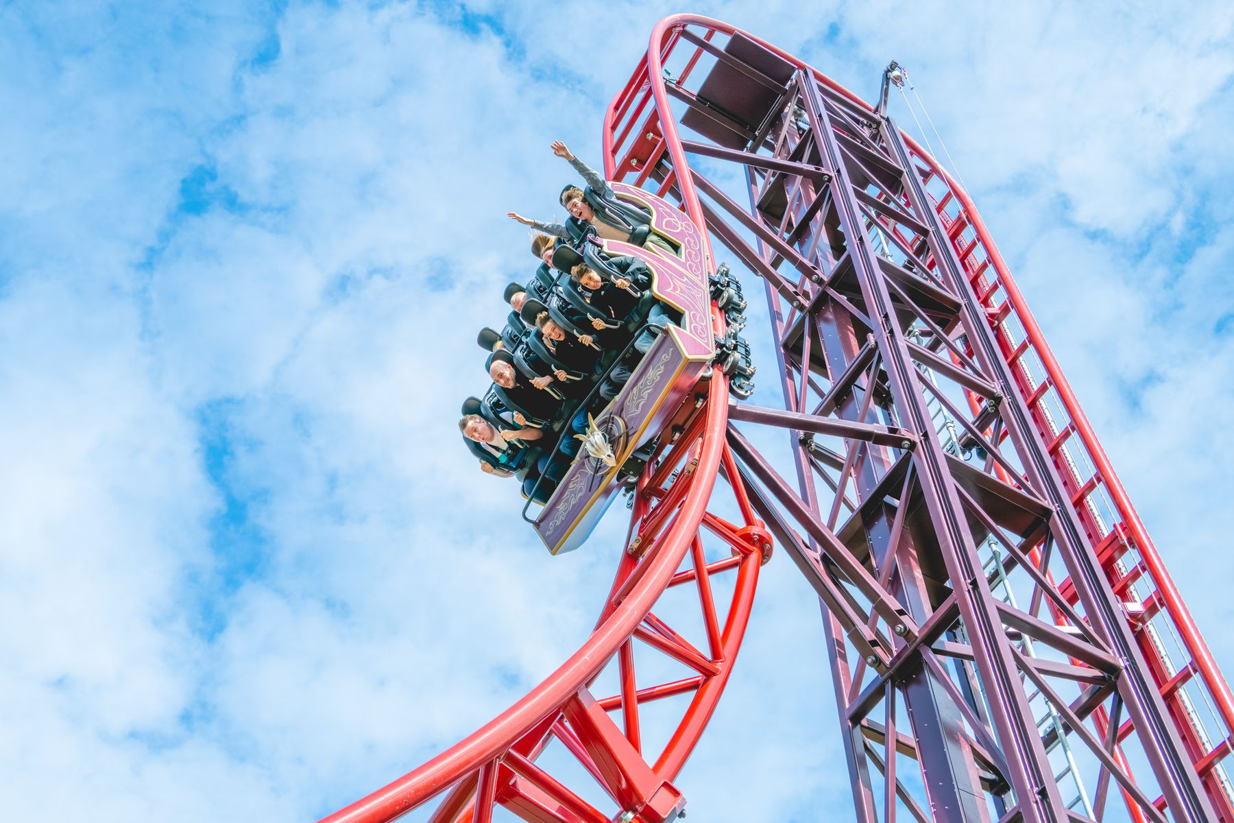Paultons-Park-2026-Valgard-Vikings-Super-Fans-Day-New-Land-Opening-PR-3.jpg