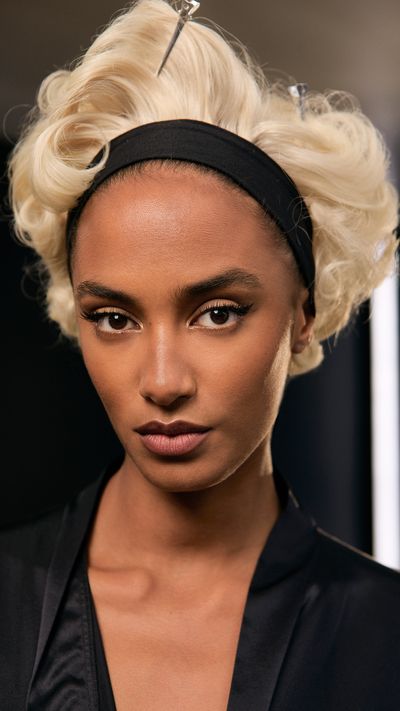 FS_WOMAN_SS25_BEAUTY_BTS_SHOTS_FINAL_LOOK_SHOT_SASHA_IMG_8846_9_16.jpg