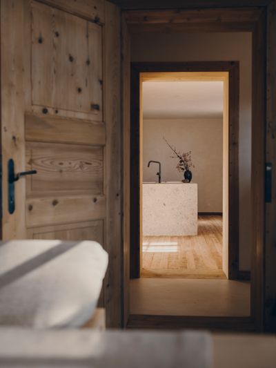 FORESTIS-Villa-Kitchen-2.jpg