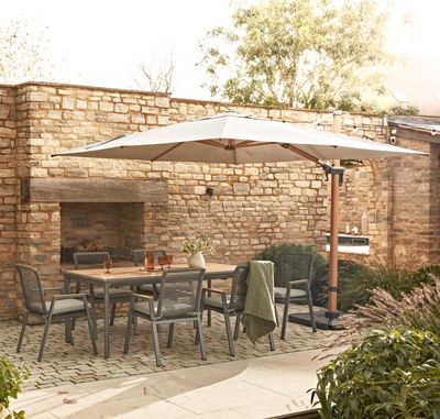 Savannah 6 Seat Dining Set