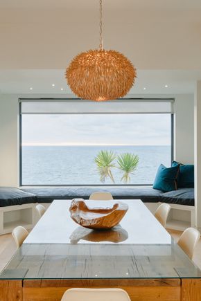 Perfect-Stays-Sea-Edge-living-area-3.jpg