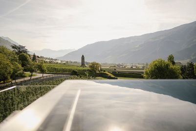 Feldhof_Sky Spa Rooftop Terrace_Infinity Pool1.jpg