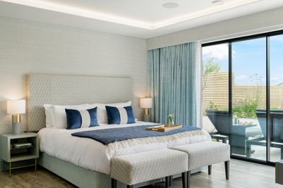 Perfect-Stays-Kilden-Mor-master-bedroom.jpg