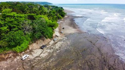costa-rica-self-drive-4x4-rugged-beach-drive.jpg