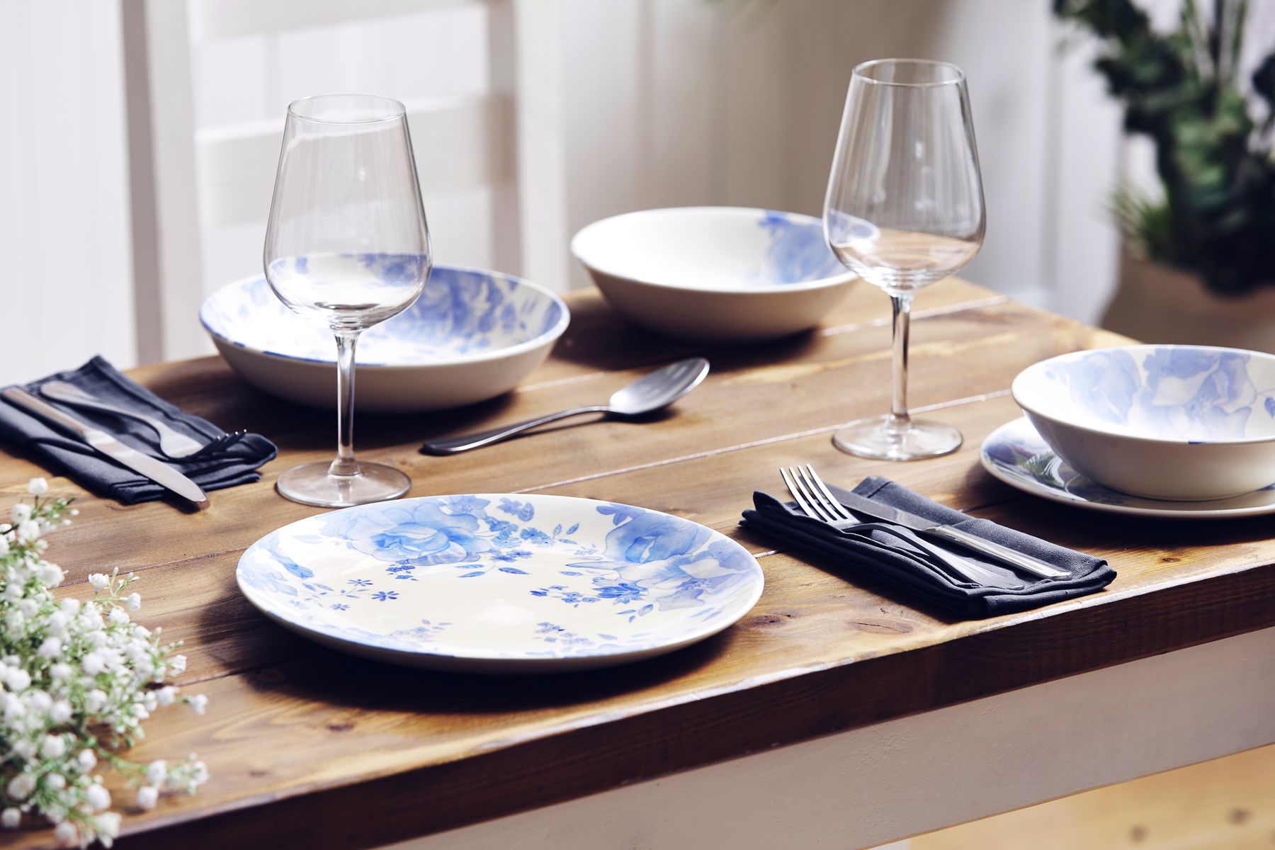 Wade Blue Floral Dinnerware (option1).jpg