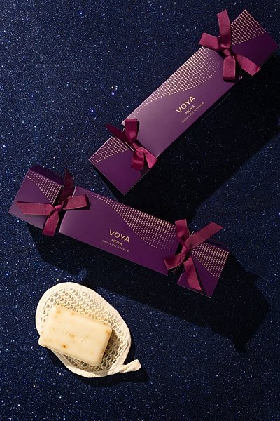 NOVA Christmas Cracker