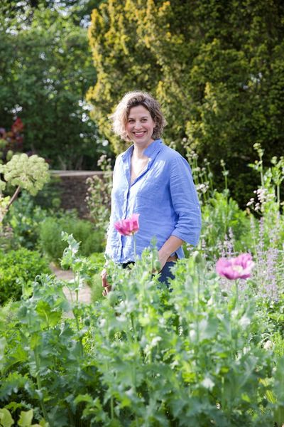 Petra Hoyer Millar – Editor of The Dirt Horticulture News  