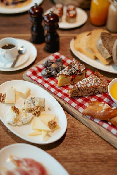 HdL_Breakfast (1).jpg