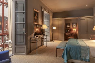 Junior Suite Gallery .jpg