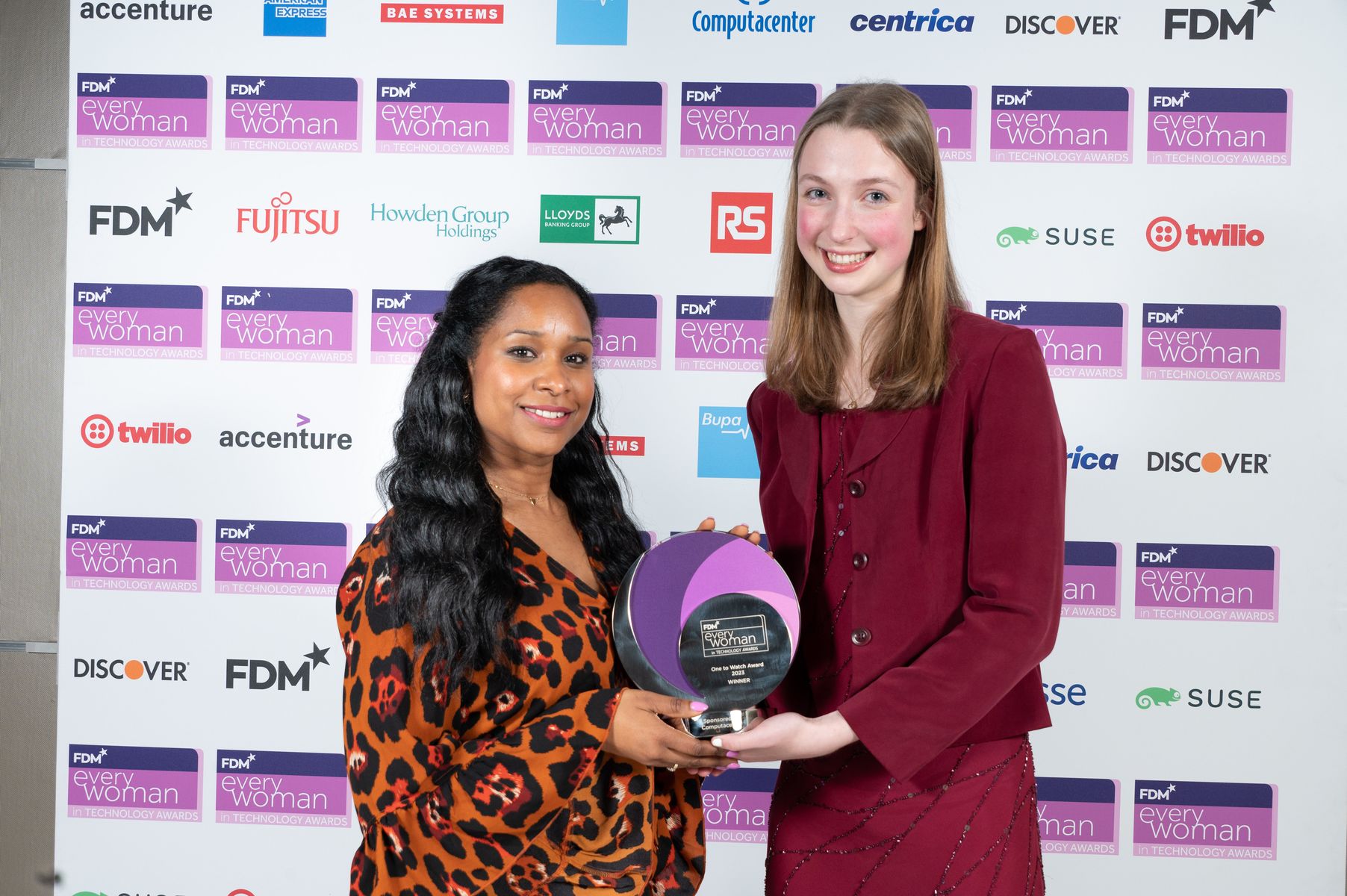 Sarah Dial, Senior HR Business Partner – UKCU at Computacenter and Catherine James, Student at Lady Eleanor Holles School - winner of the 'One To Watch' Award (sponsored by Computacenter) at the 2023 FDM everywoman in Technology Awards