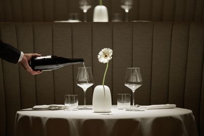 FORESTIS-Restaurant-9.jpg