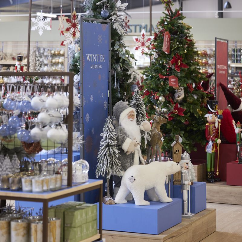 Hillier Garden Centres and Nurseries at Christmas