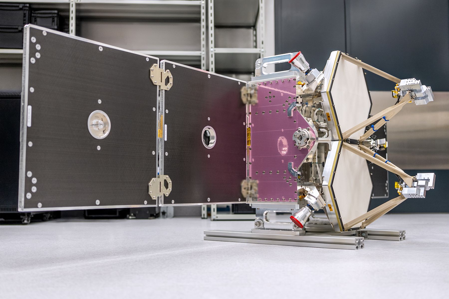 First Customer Link Satellite