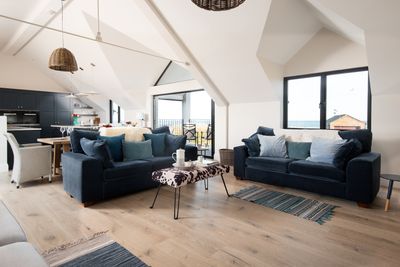 Seaside House_Press Selection (6).jpg