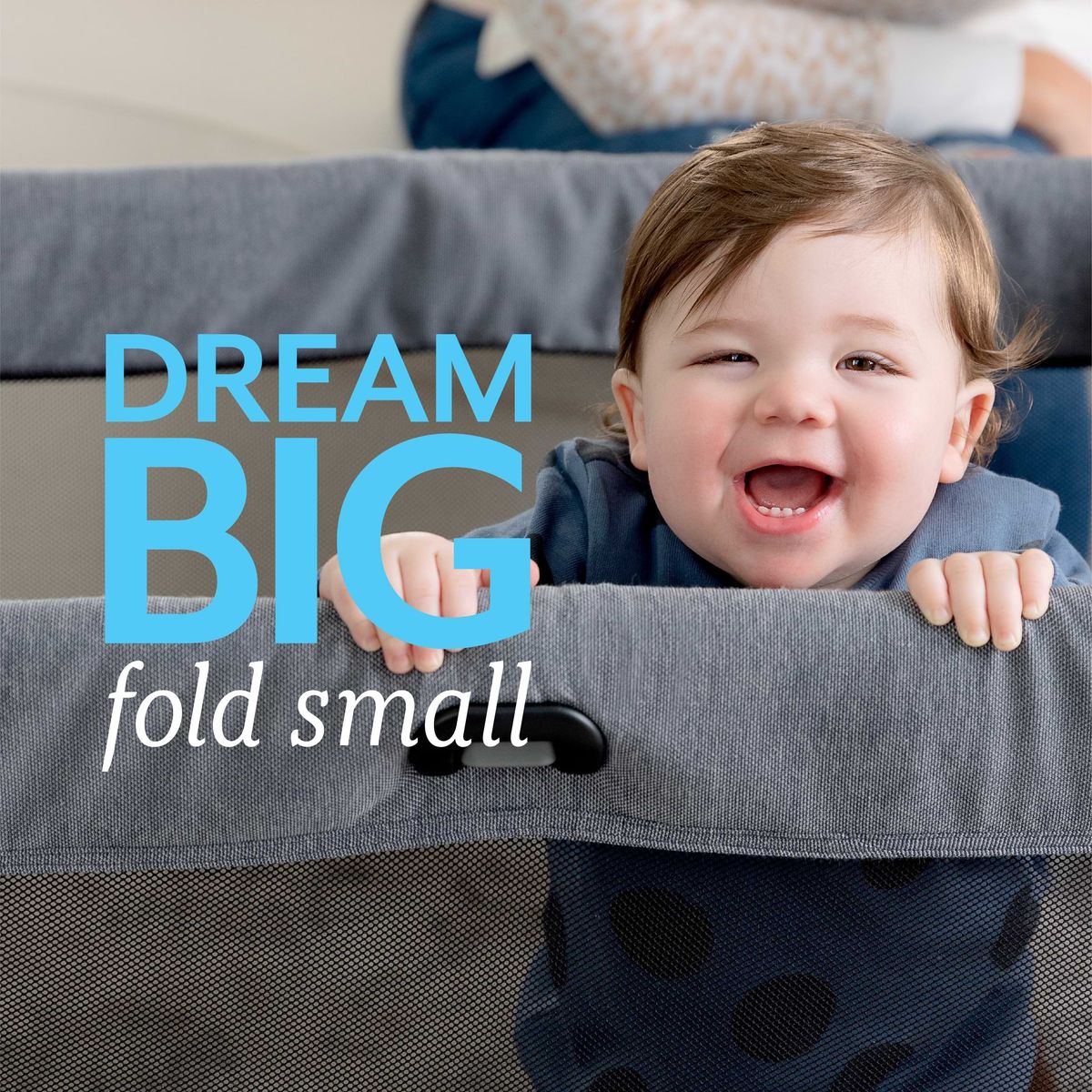 Graco's new FoldLite Travel Cot 