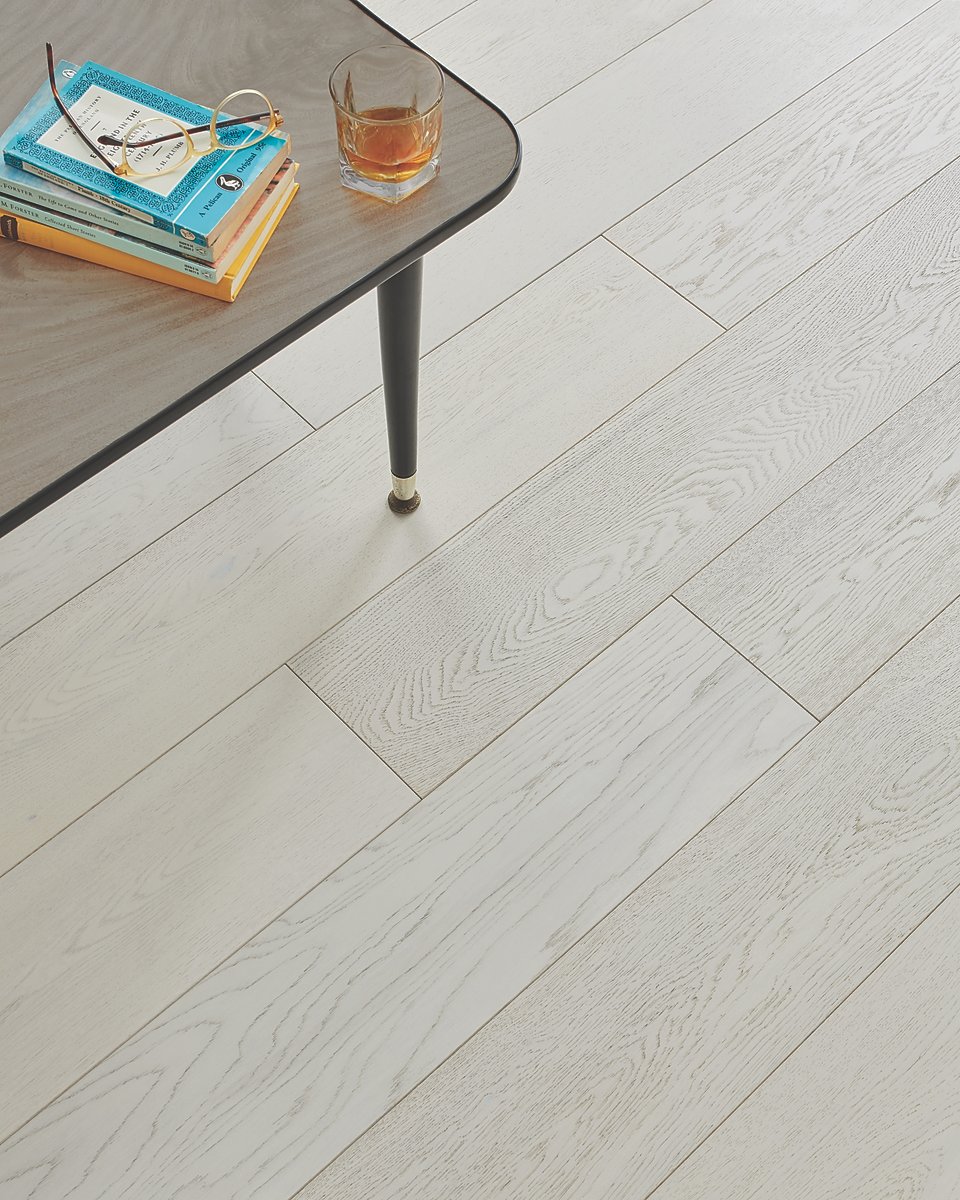 Salcombe Chalked Oak Engineered Wood Flooring